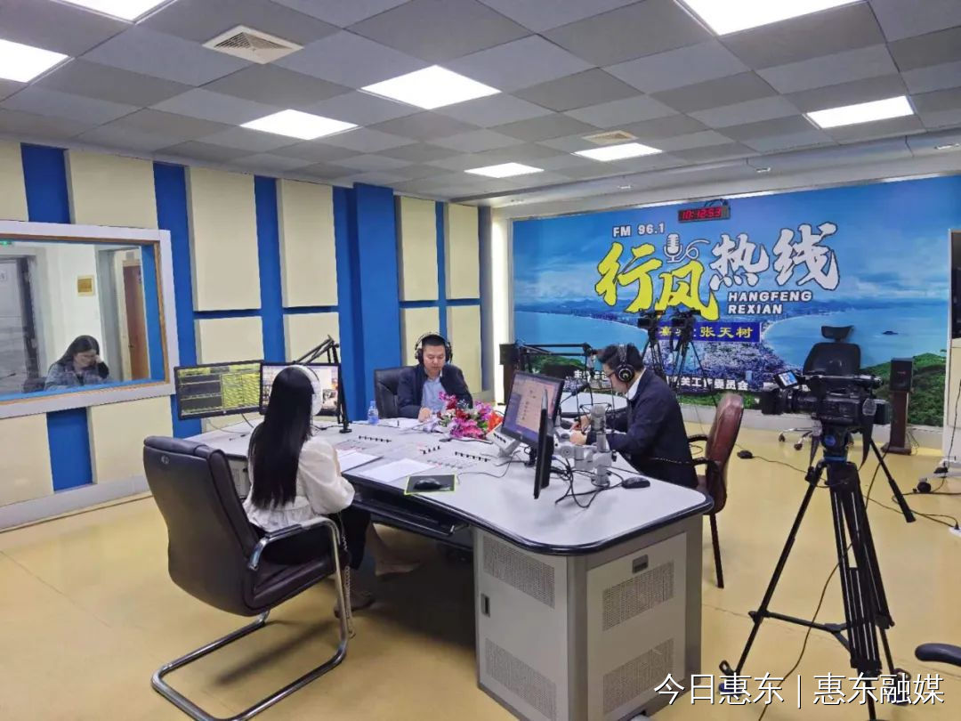 第331期統(tǒng)計局行風(fēng)圖片2.jpg
